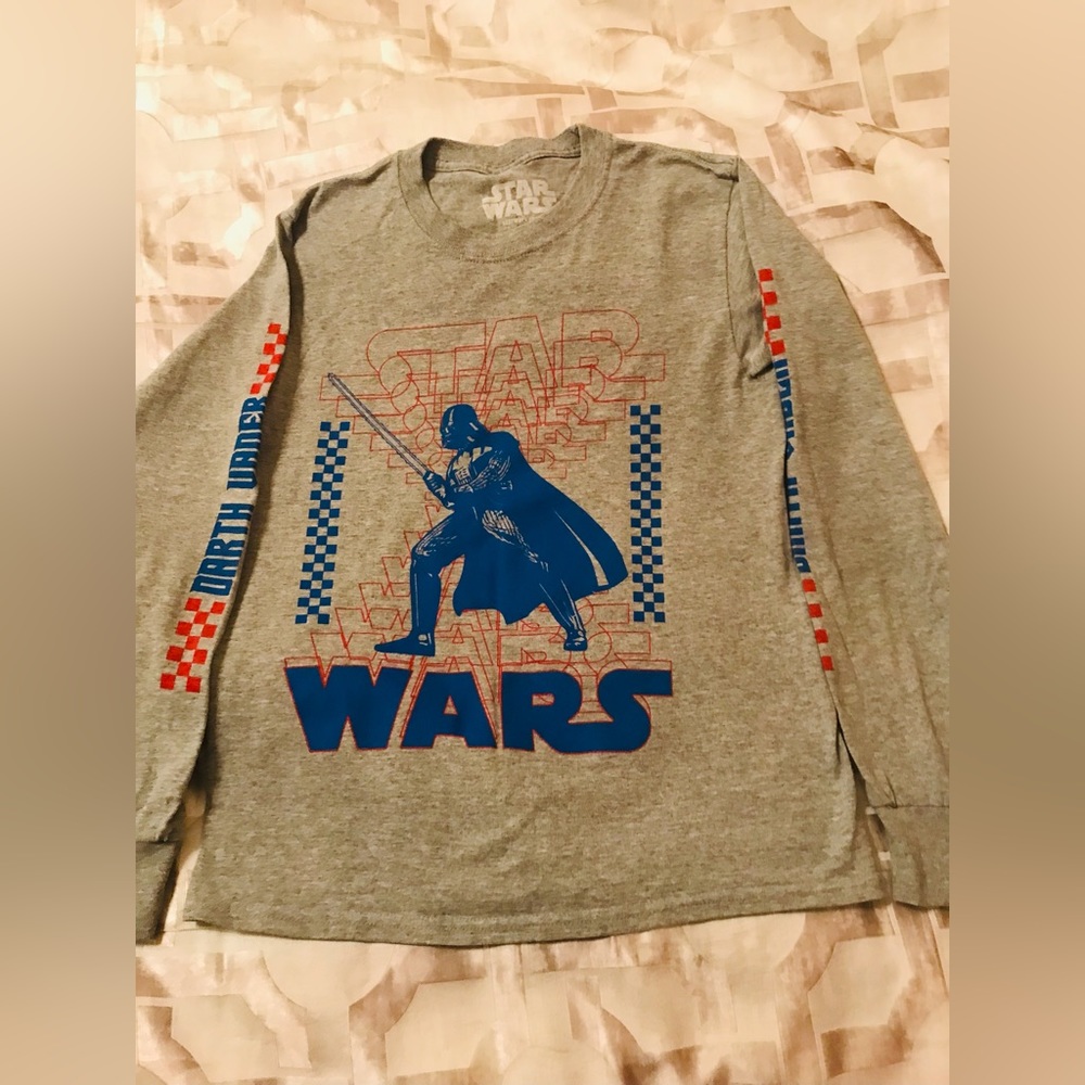 NWOT Star Wars Kids Long Sleeve Shirt Size L